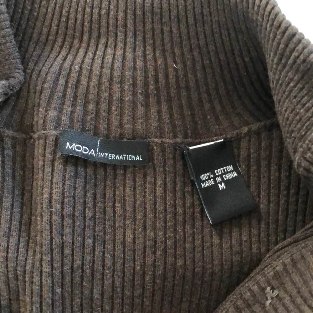 Sweater - Picture 2 of 2
